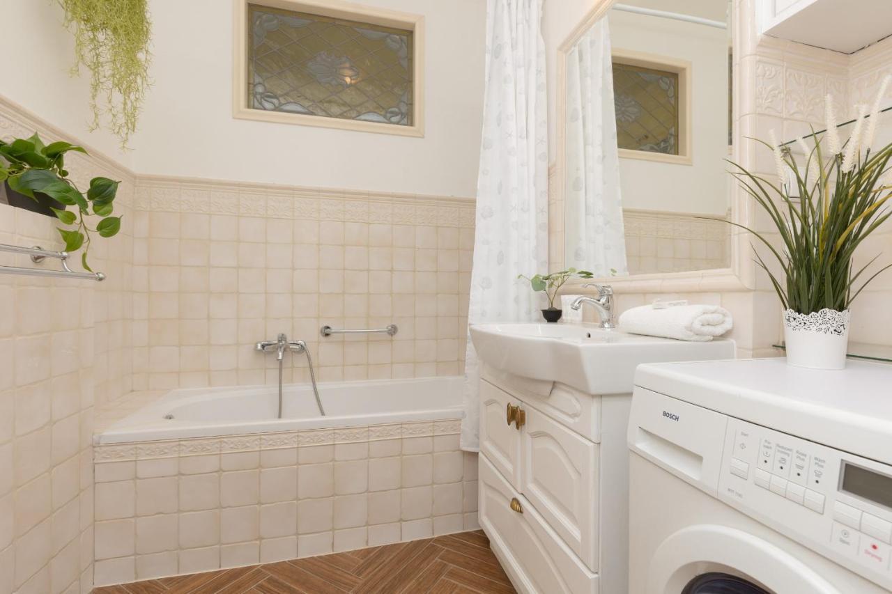Family Apartment Freta Warsaw Old Town By Noclegi Renters エクステリア 写真